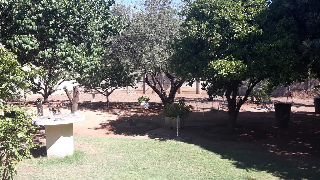 Heila'S In House Family Room-Homestay! Bloemfontein Eksteriør billede